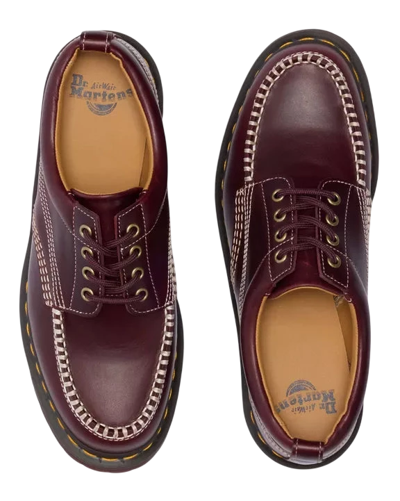 Dr. Martens Lowell Cherry Red